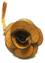 Designer Raised Flower Coin Purse Round shaped Pouch Bag Wristlet Rose Wallet Handbag Clutch Faux Leather Tote Chic 3D Flower